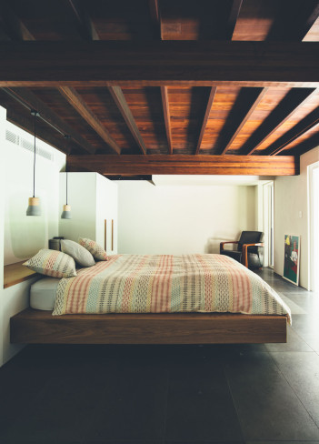 little cove beach house bedroom