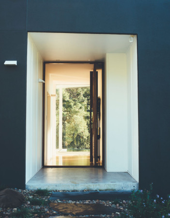 sunshine coast hinterland house entry