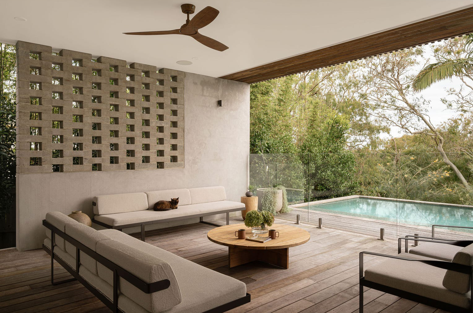 sealand banksia house 5 The brief was for a house, where they could relax, entertain, and delight in the views of the coastal rainforest and ocean.