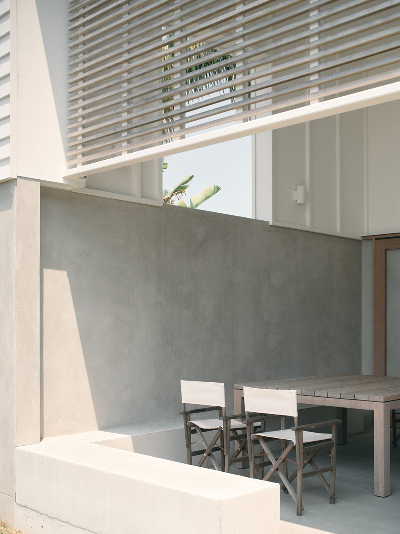 sunshine coast house designed for relaxed lifestyle